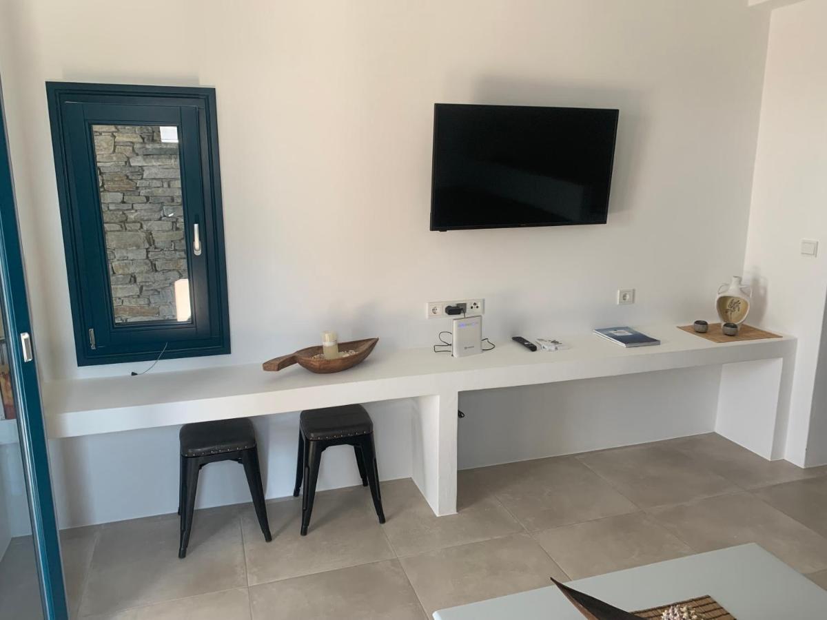 Paros-Memories-Neubau-Villen, Sportpool Aspro Chorio Exterior photo